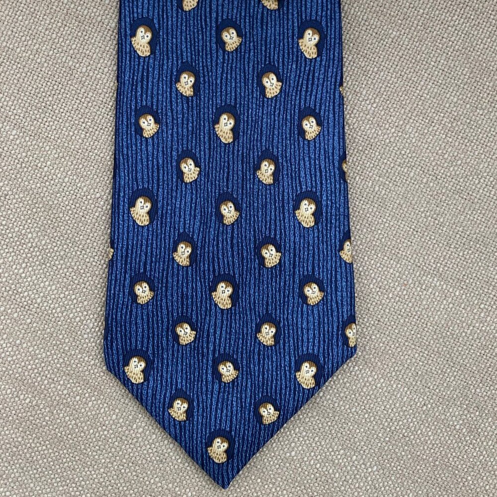 100% REAL HERMES TIE ~ DARKER BLUE w FUN TAN WISE OWL HEADS PEERING IN THE TREES - Picture 2 of 4